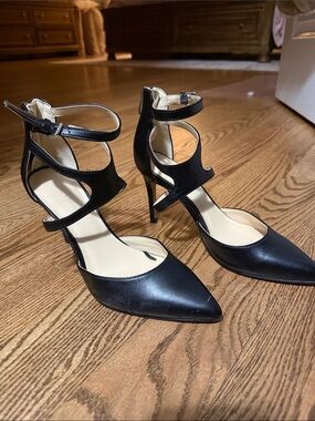 Black Pointed-Strap Ankle-Heel Pumps - Women's Dress Heels